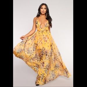 Semi-Sheer Summer Yellow Floral Maxi Dress Sz Sm